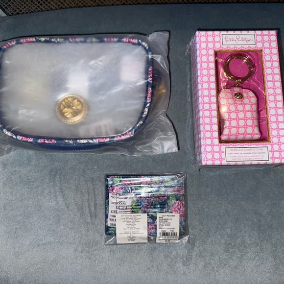 Lilly Pulitzer Accessories - Lilly Pulitzer lot of 3 fanny pack card holder gwp wireless earbud case all nwt
